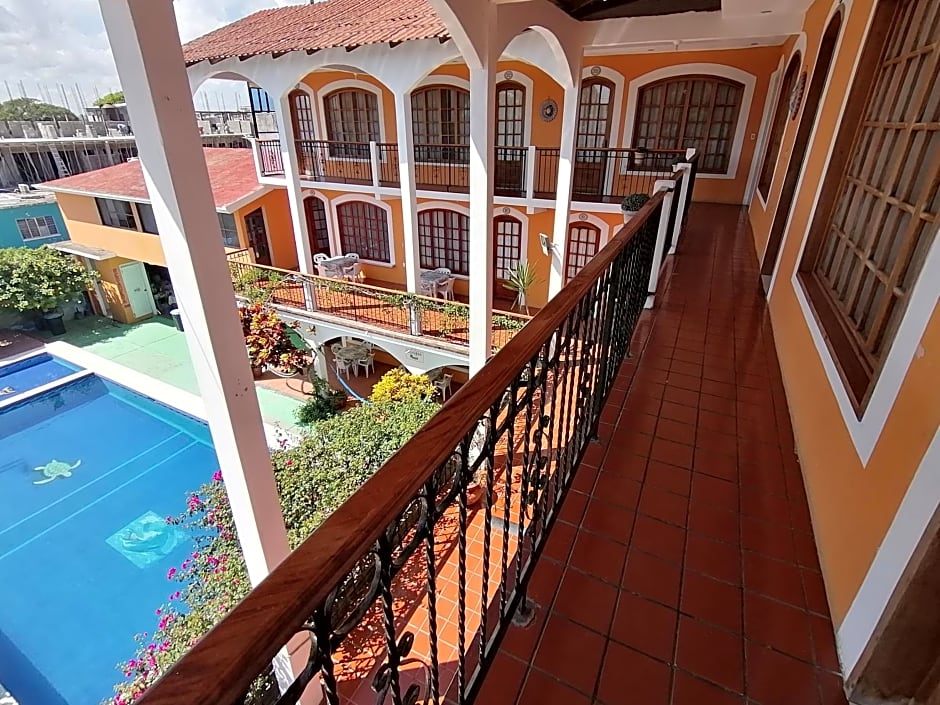 Don Luis Hostal - Sucursal Galeana - Tecolutla