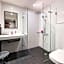 Moxy by Marriott Paris Bastille