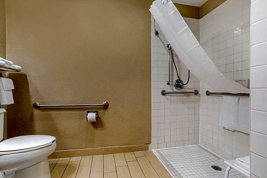 Quality Inn Phenix City Columbus