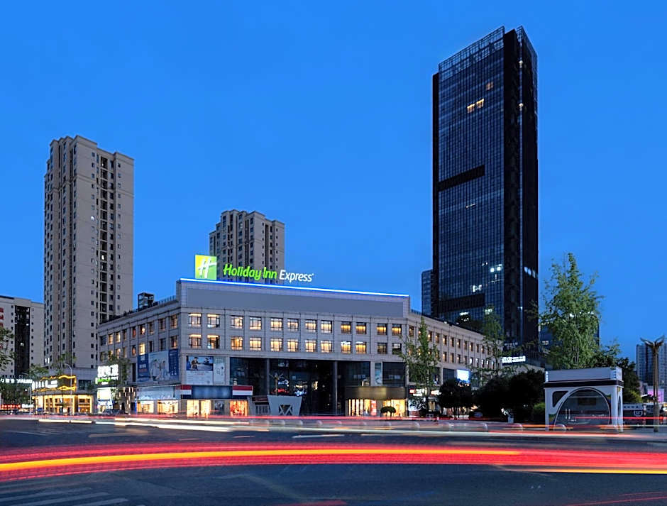 Holiday Inn Express Chongqing Tongliang By IHG
