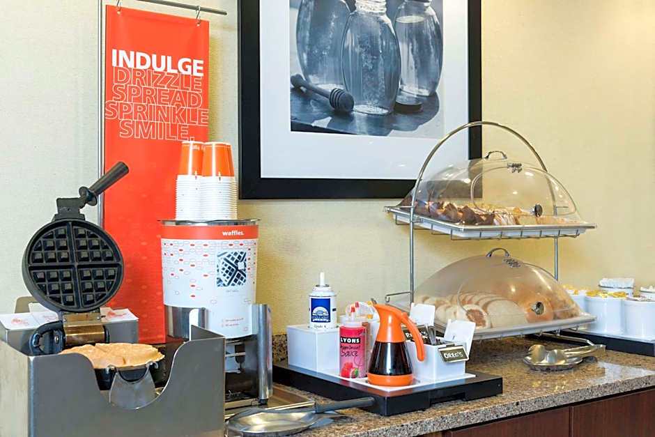 Hampton Inn By Hilton Cincinnati/Airport South