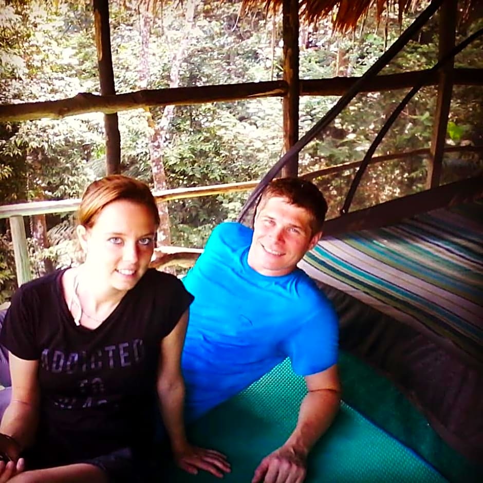 ORANGUTANTREKSUMATRA & LOVELY JUNGLE LODGE only book IF you are treking with us