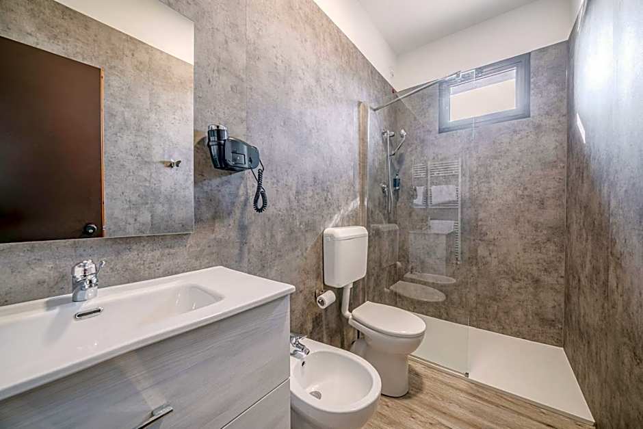 Confidence Hotel San Silvestro