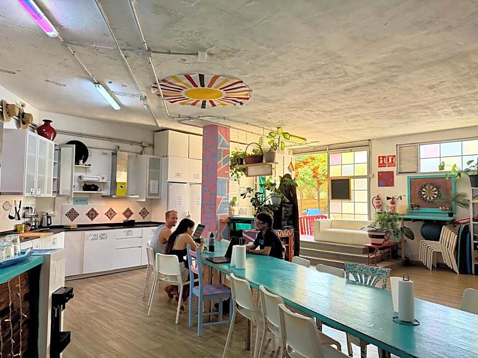 Medano Nest Hostel