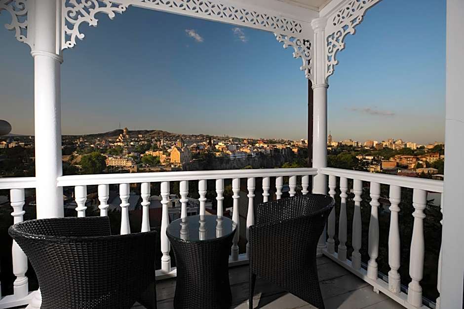 Citadel Narikala Hotel