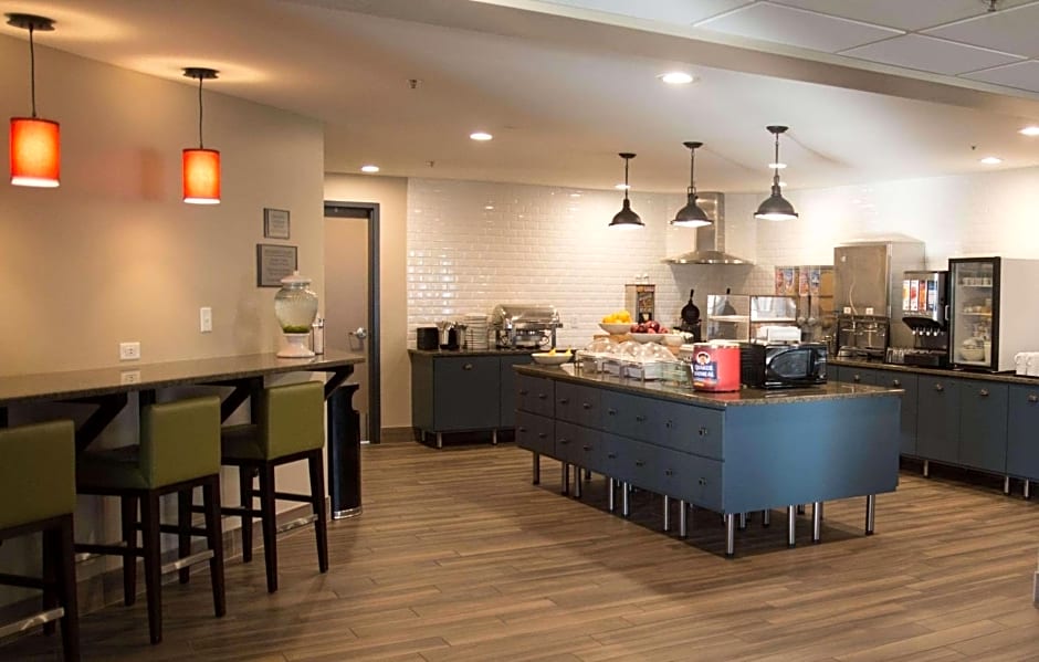 Country Inn & Suites by Radisson, Baxter, MN