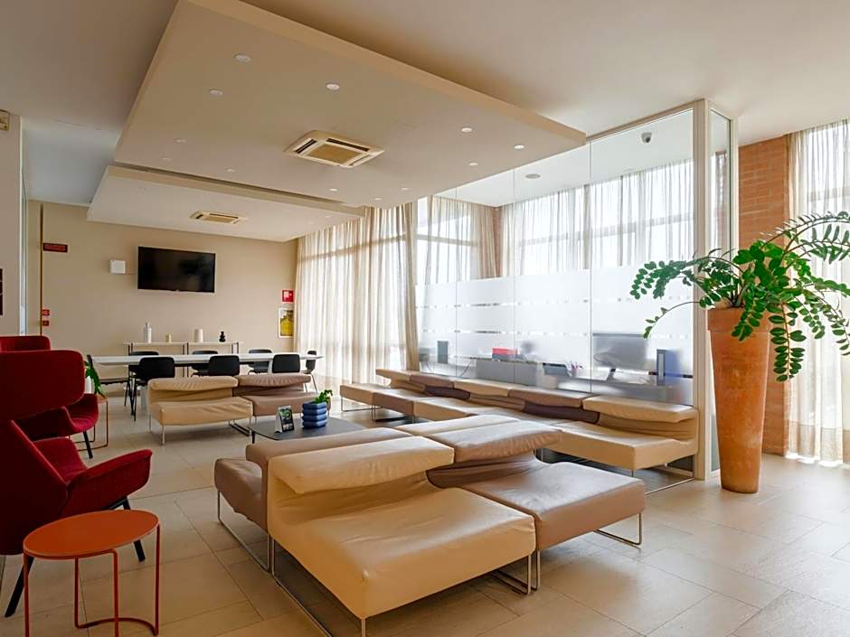 B&B HOTEL Remilia