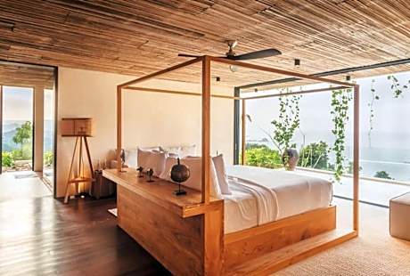 Four Bedroom Villa Solah with Sea View