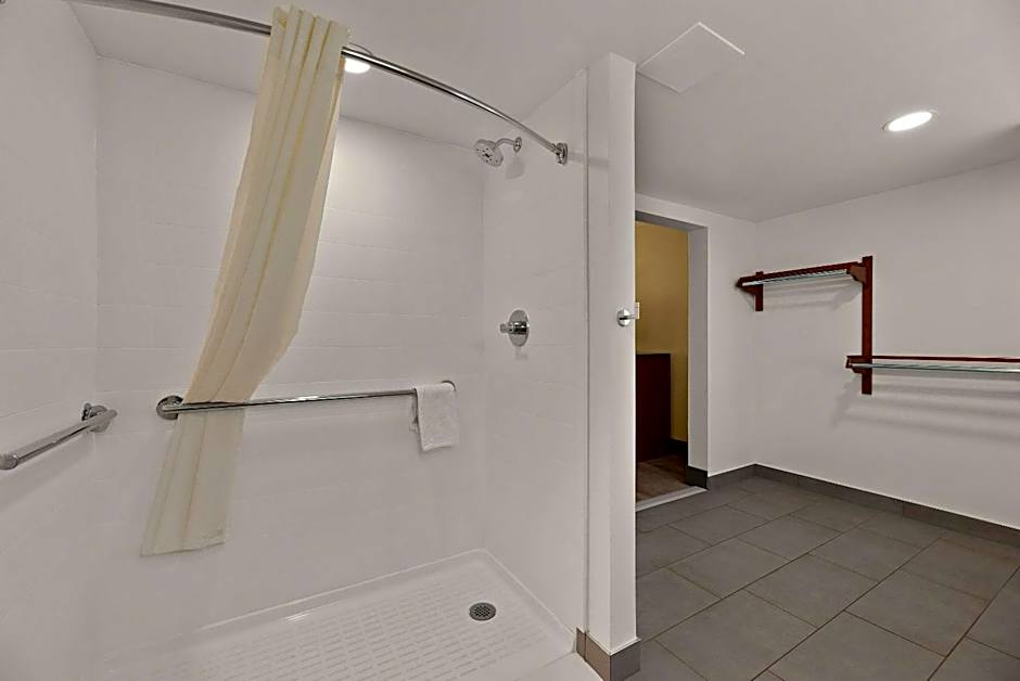 Kings House Motor Hotel