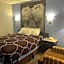 Super 8 by Wyndham Cleveland TX