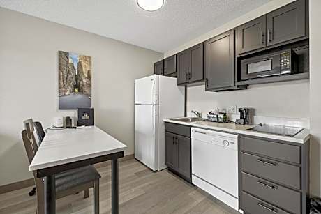 Studio Suite with Two Queen Beds