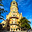 Crystal Plaza Hotel