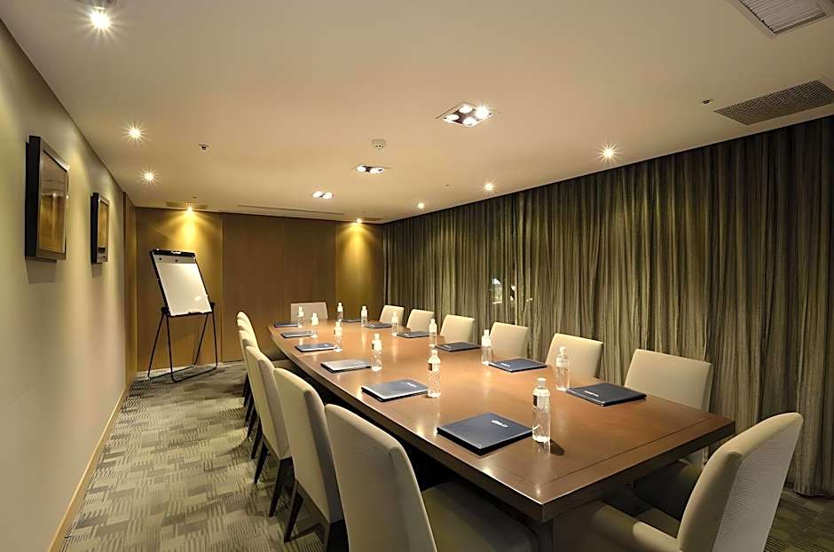 Taipei Fullerton Hotel - South