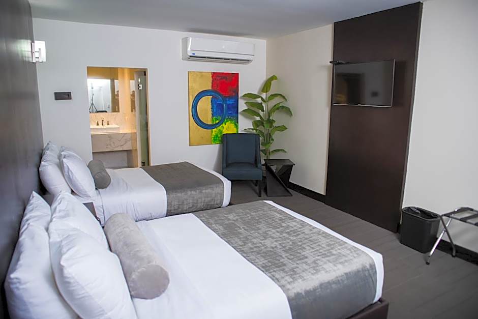 Photo 1 of 5 of Double Room