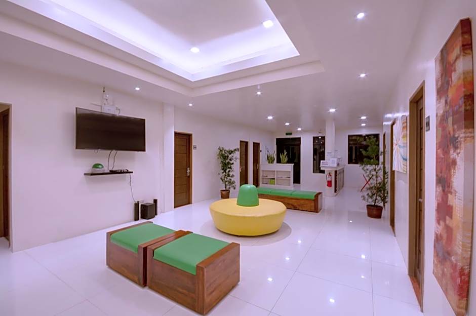 Sulit Budget Hotel near Dgte Airport Citimall