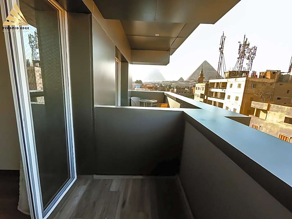 Pyramid Edge Hotel & Exclusive Pyramids View Rooftop