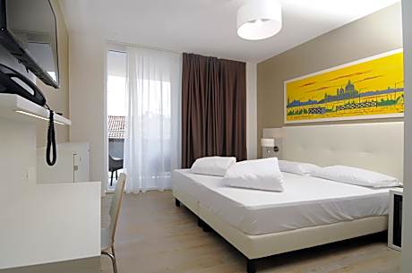 Superior Deluxe Double or Twin Room