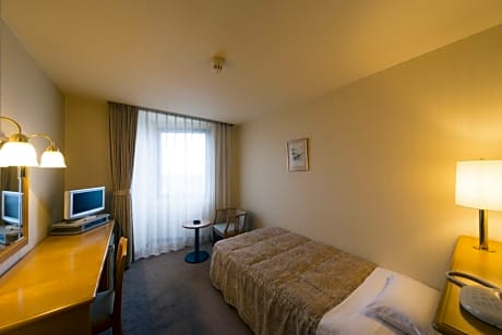 Single Room - Non-Smoking