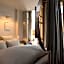Cour des Vosges - Evok Collection