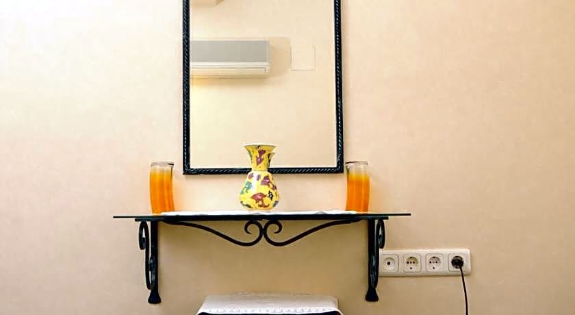 A&B Home Hotel