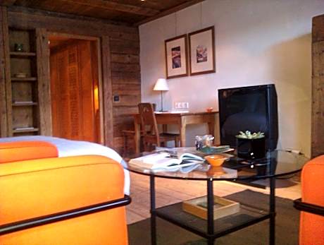 Prestige Triple Room with Fireplace - La Ferme