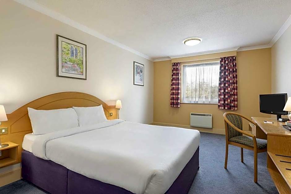 Days Inn Watford Gap