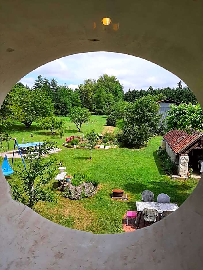 Le Moulin Bleu