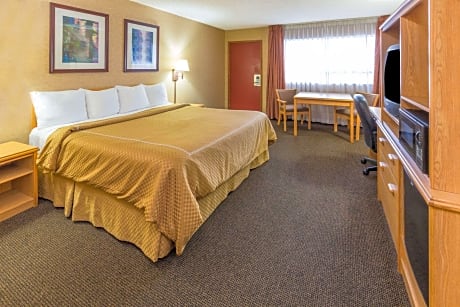 1 King Bed Smoking Room With Free Hot