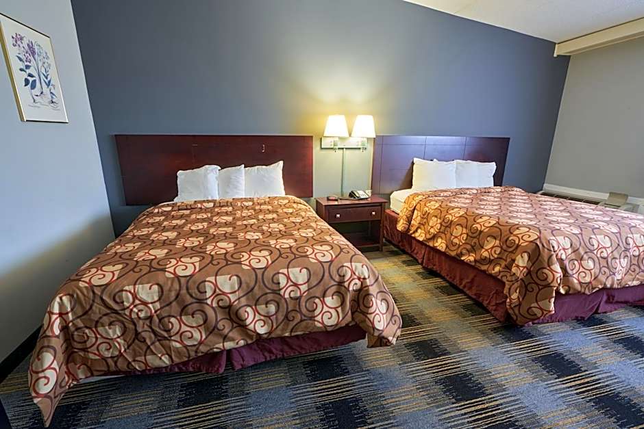 Riverview Inn & Suites