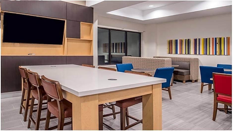 Holiday Inn Express Hotel & Suites La Place By IHG