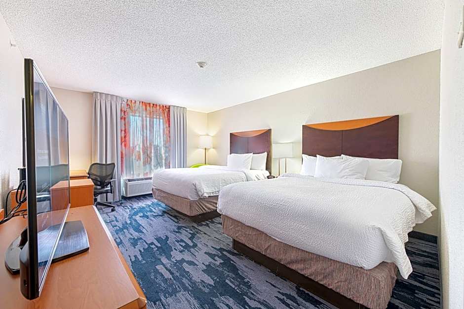 Photo 1 of 5 of 2 Queen Beds, Hearing Accessible
