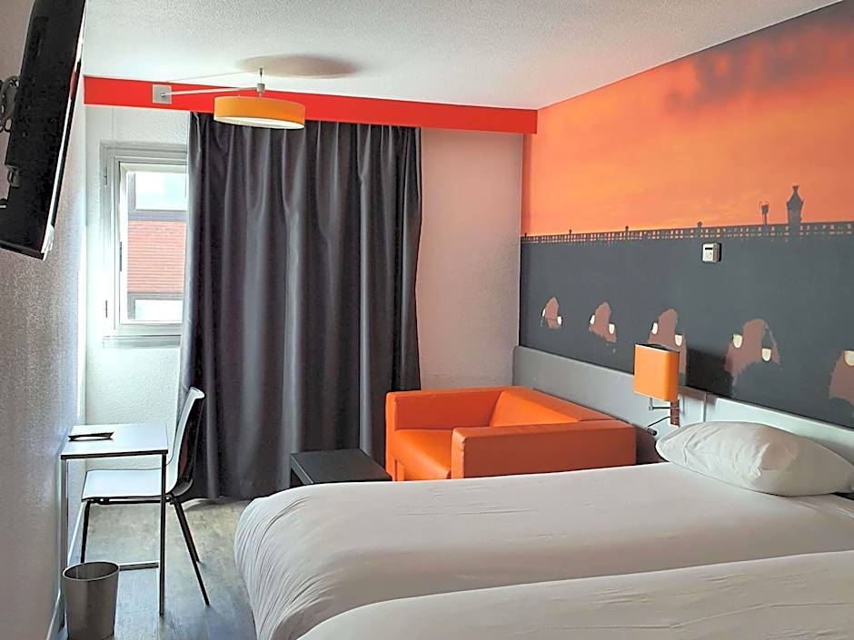 Ibis Styles Paris Tolbiac Bibliotheque