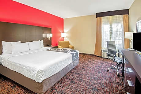 King Room with Mobility/Hearing Impaired Access - Non-Smoking