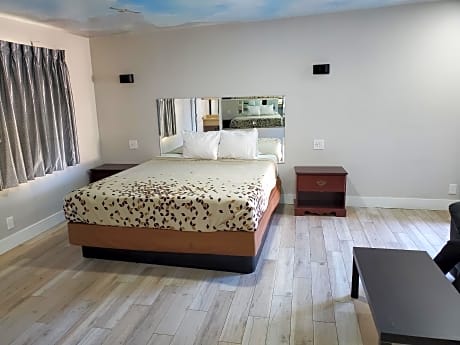 King Deluxe Suite