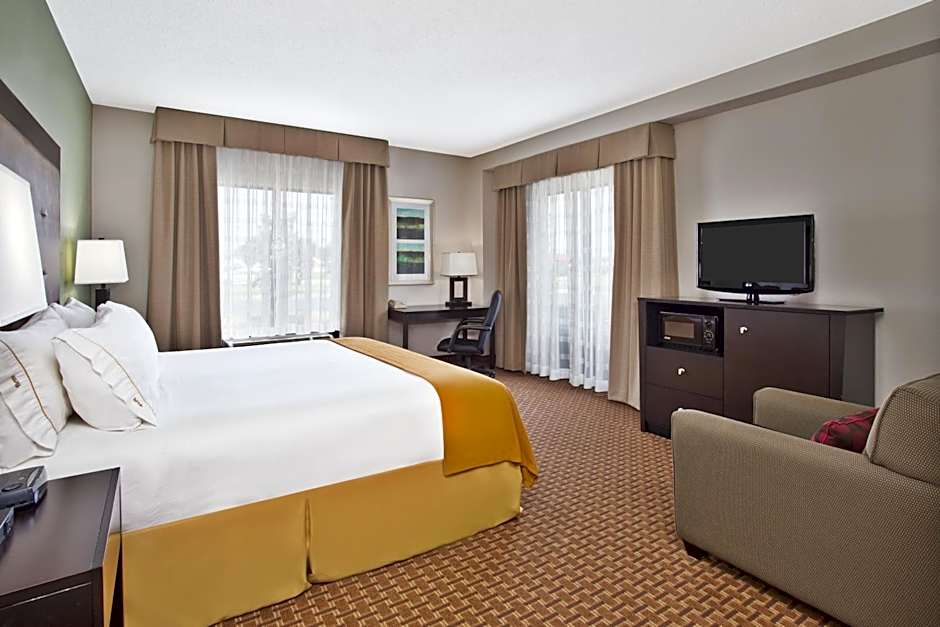 Holiday Inn Express Hotel and Suites Harrington - Dover Area By IHG