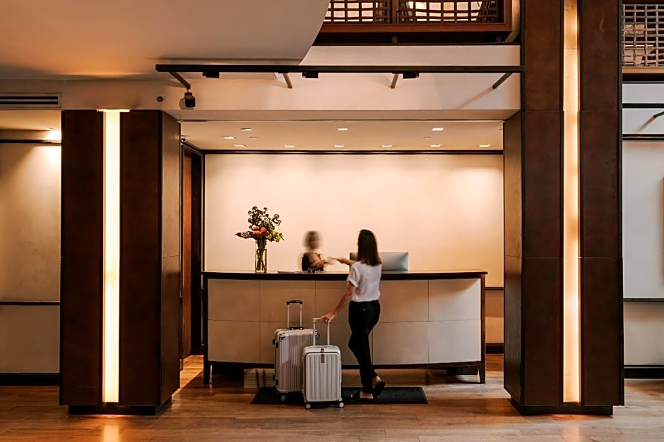 Chambers Hotel
