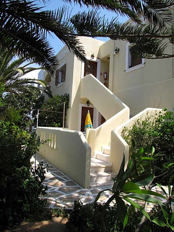 Montemar Studios & Apartments