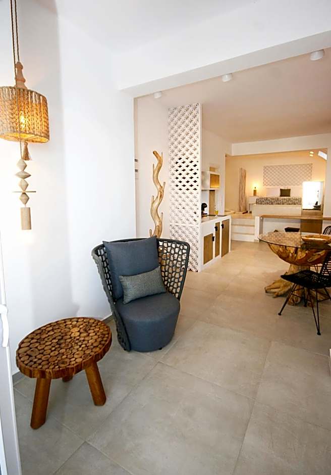 Anatoli Luxury Studios & Suites