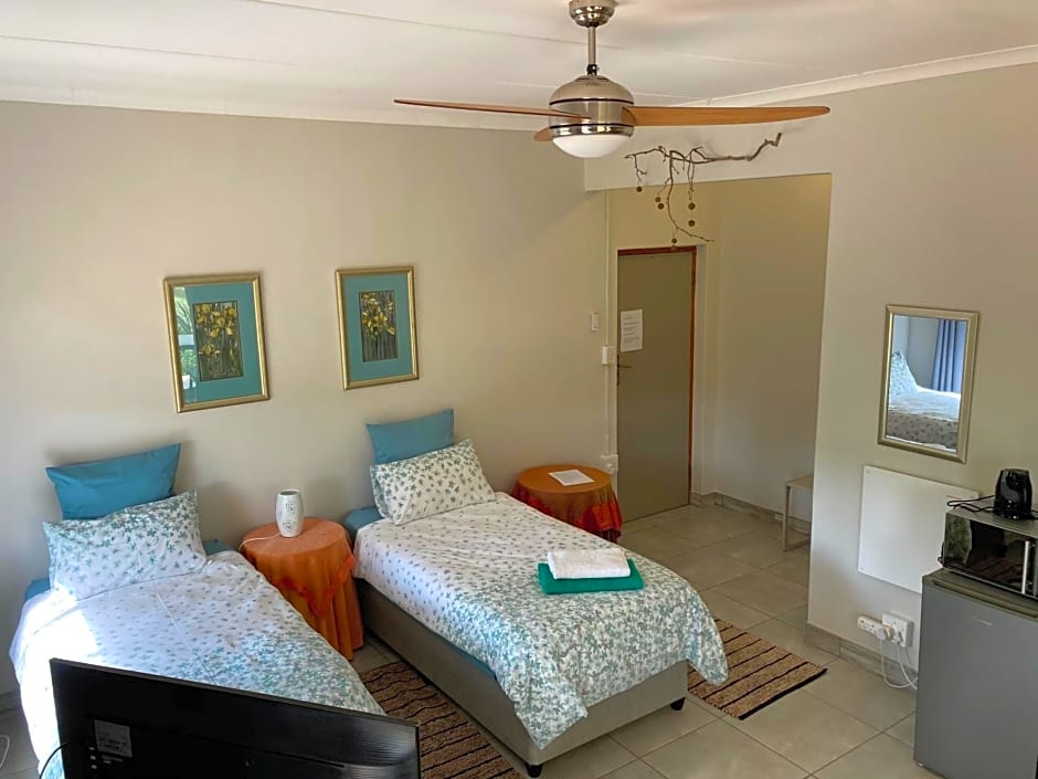 Merwenstein - Farm House, Cottages, Studio-Units