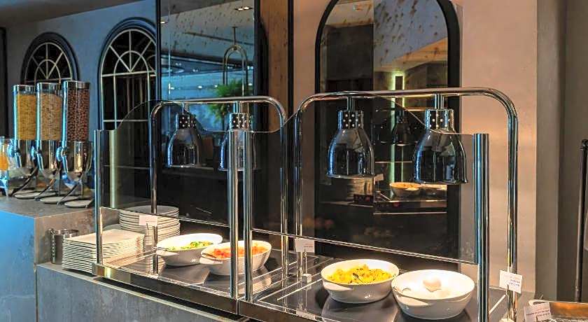 The New Hotel Zeybek