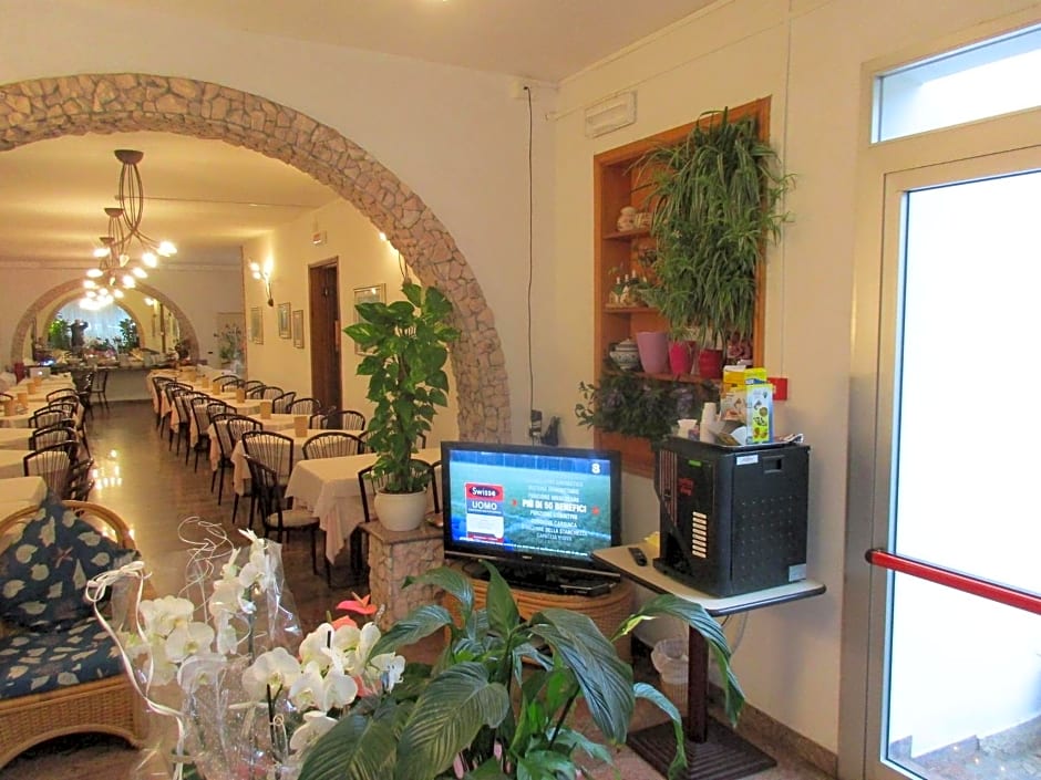 Hotel Pensione Ornella