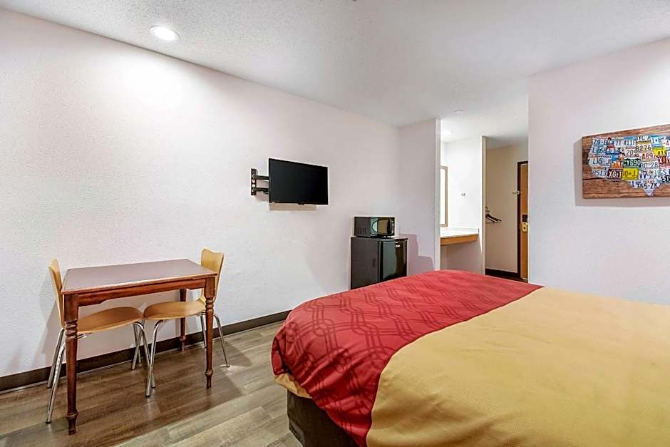 Econo Lodge Franklin