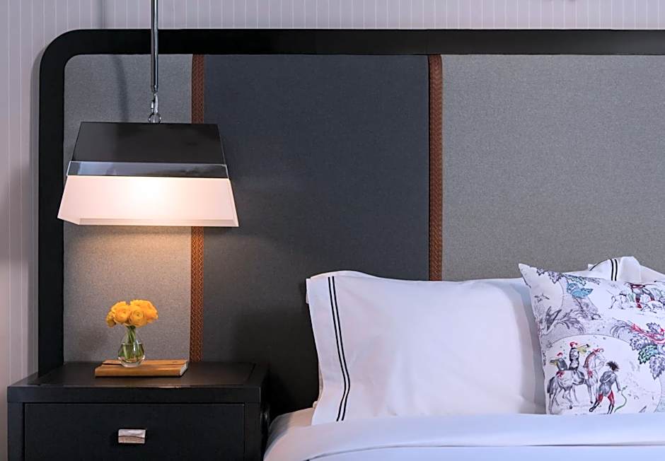 Kimpton Cardinal Hotel By IHG