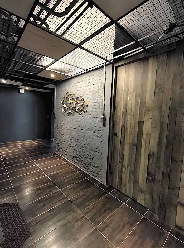 18th prussianblueinn