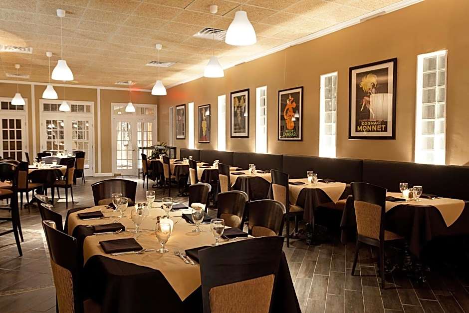 DoubleTree by Hilton Cape Cod - Hyannis