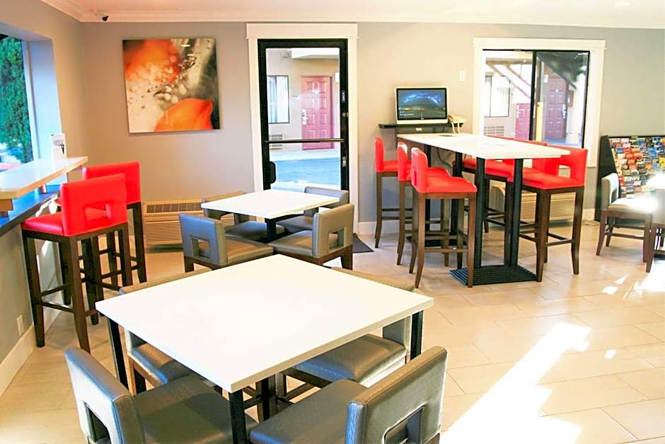 Days Inn by Wyndham Pinole Berkeley