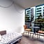 Modern 2BR Apartment in the Heart of the City - Hosted by Canstay