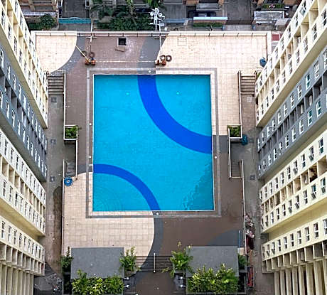 Studio with Pool View