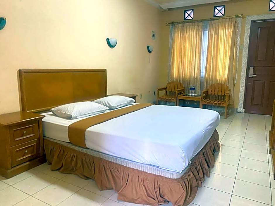 HOTEL & WISMA BINTANG JADAYAT