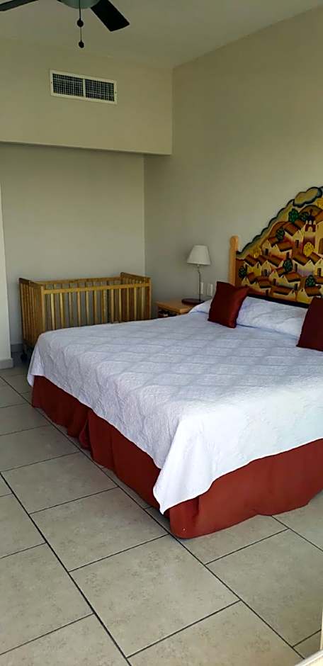 Marina Banderas Suites Hotel Boutique